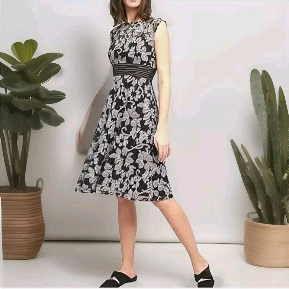 Anthropologie Cit:twa Lace Foral Dress Black and White Size 10 Women’s